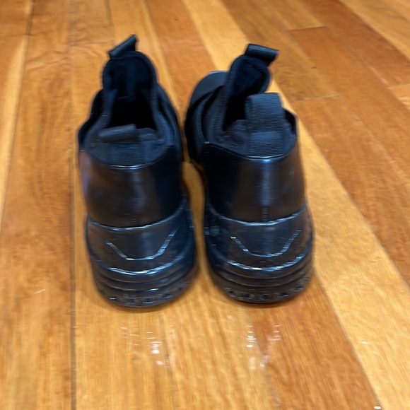 Women’s Steven Madden worn once 2 1/2”wedge sneakers size 7. PERFECT NOT a FLAW. - Picture 3 of 8